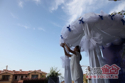 著名瑜伽师王媛为长青海宴台贵宾带来净心之旅(图2)